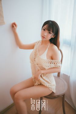 撕开美女衣